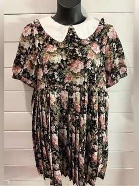🌺 EN SAISON floral pleated dress – size L